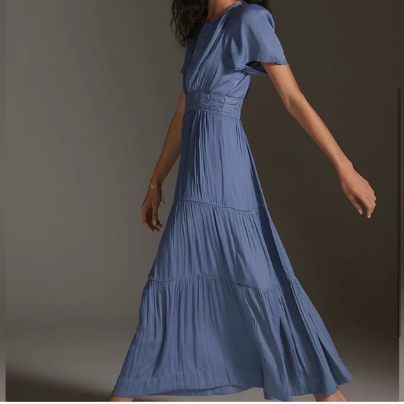 Elegant Blue Maxi Dress - Picture 2 of 15